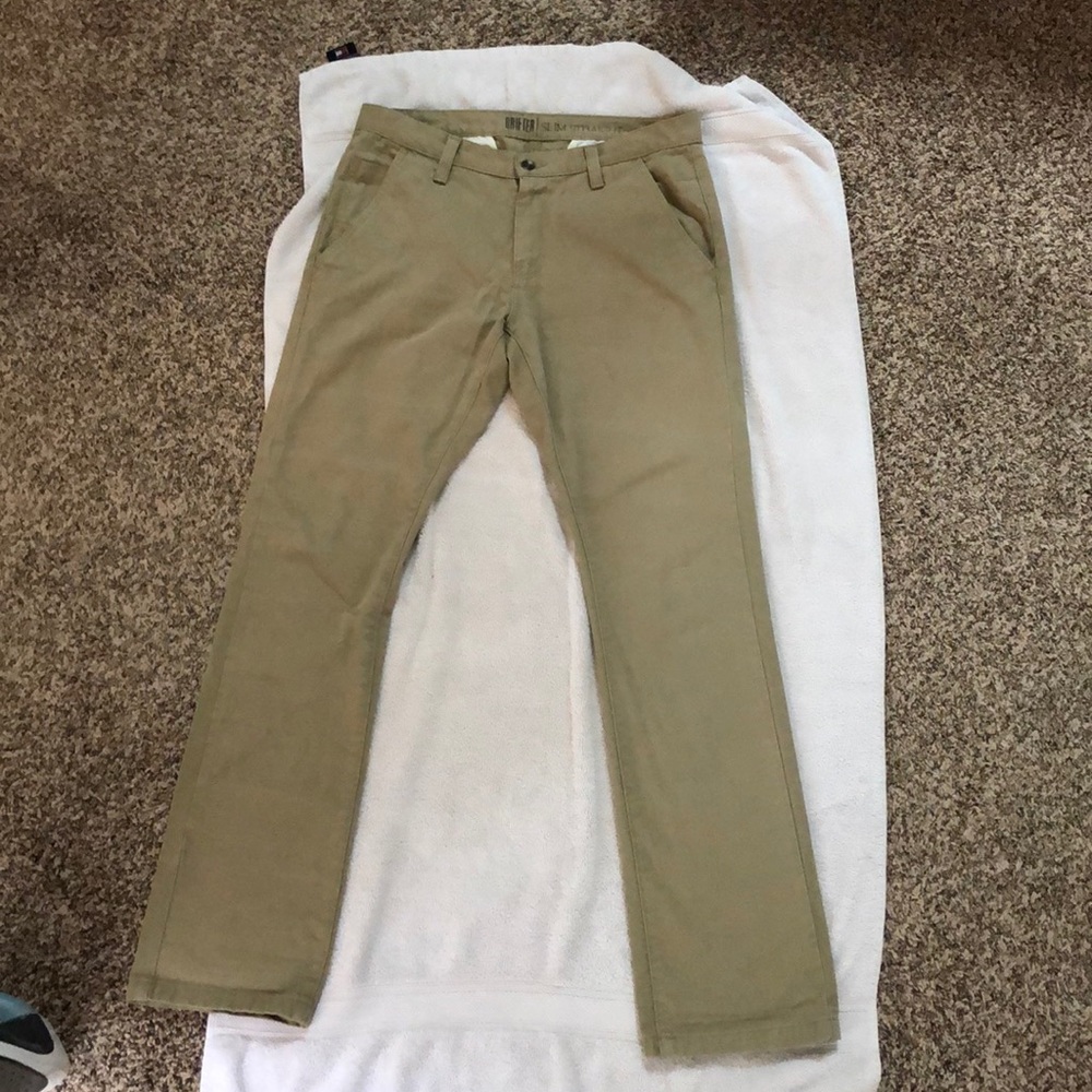 Free World khaki pant